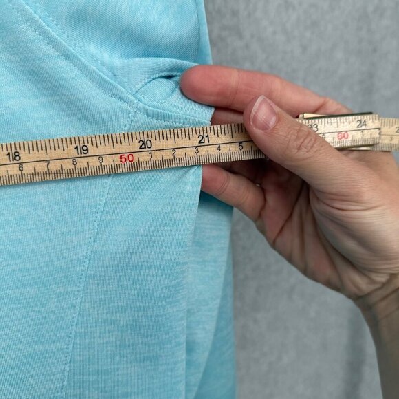 Under Armour Womens Loose Fit 1/4 Zip Pullover Top Size XL Baby Blue Lightweight - Picture 11 of 11